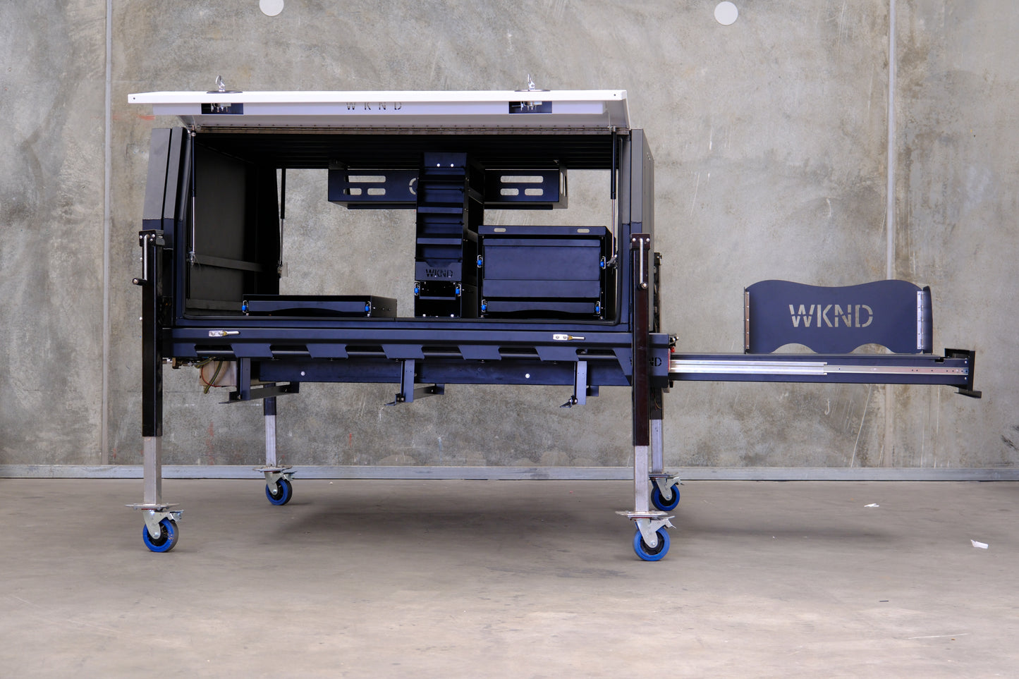 WKND Single Cab Jackoff Touring Canopy and Tray - Drive Away Combo