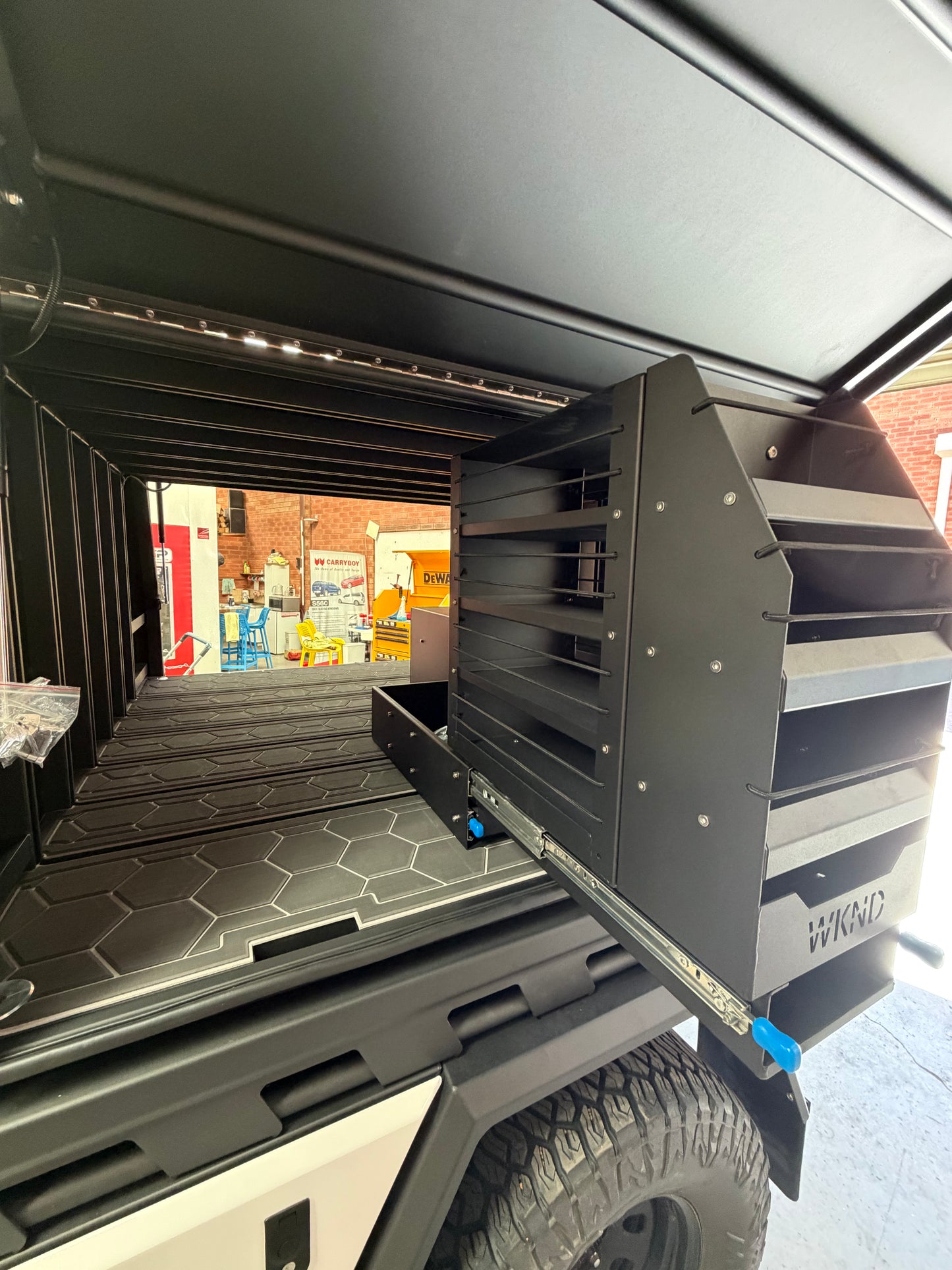 Gu Patrol Single Cab Jack off Canopy