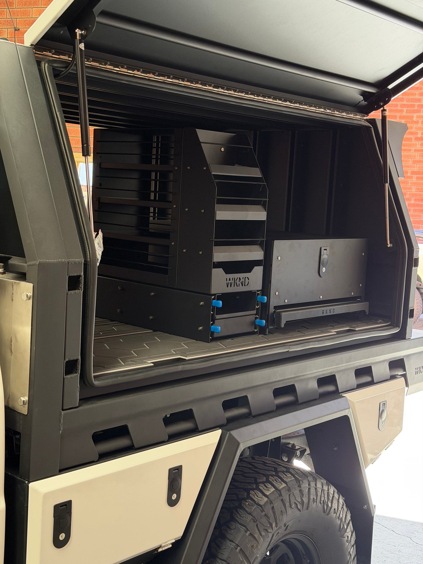 Gu Patrol Single Cab Jack off Canopy