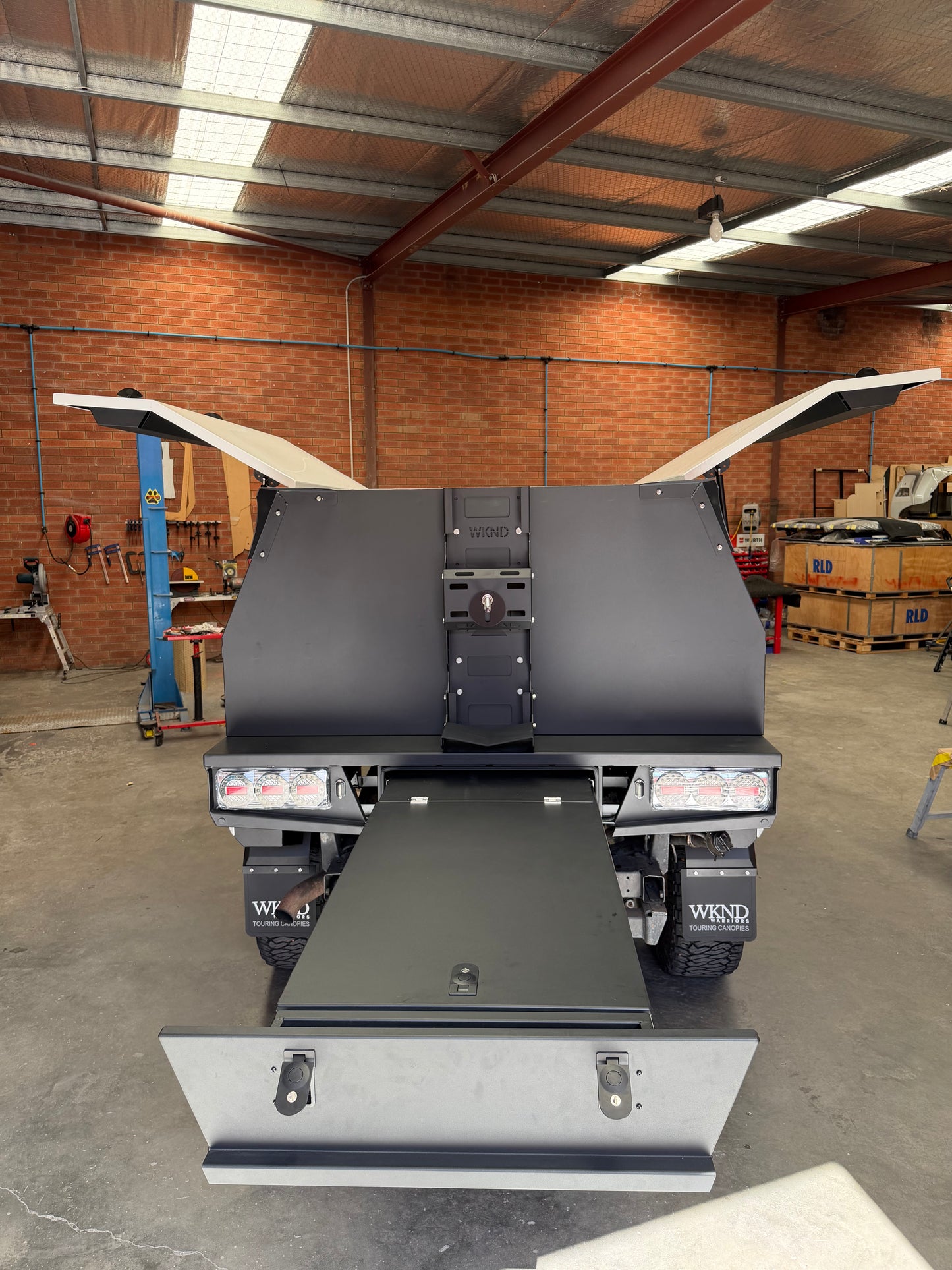 Gu Patrol Single Cab Jack off Canopy